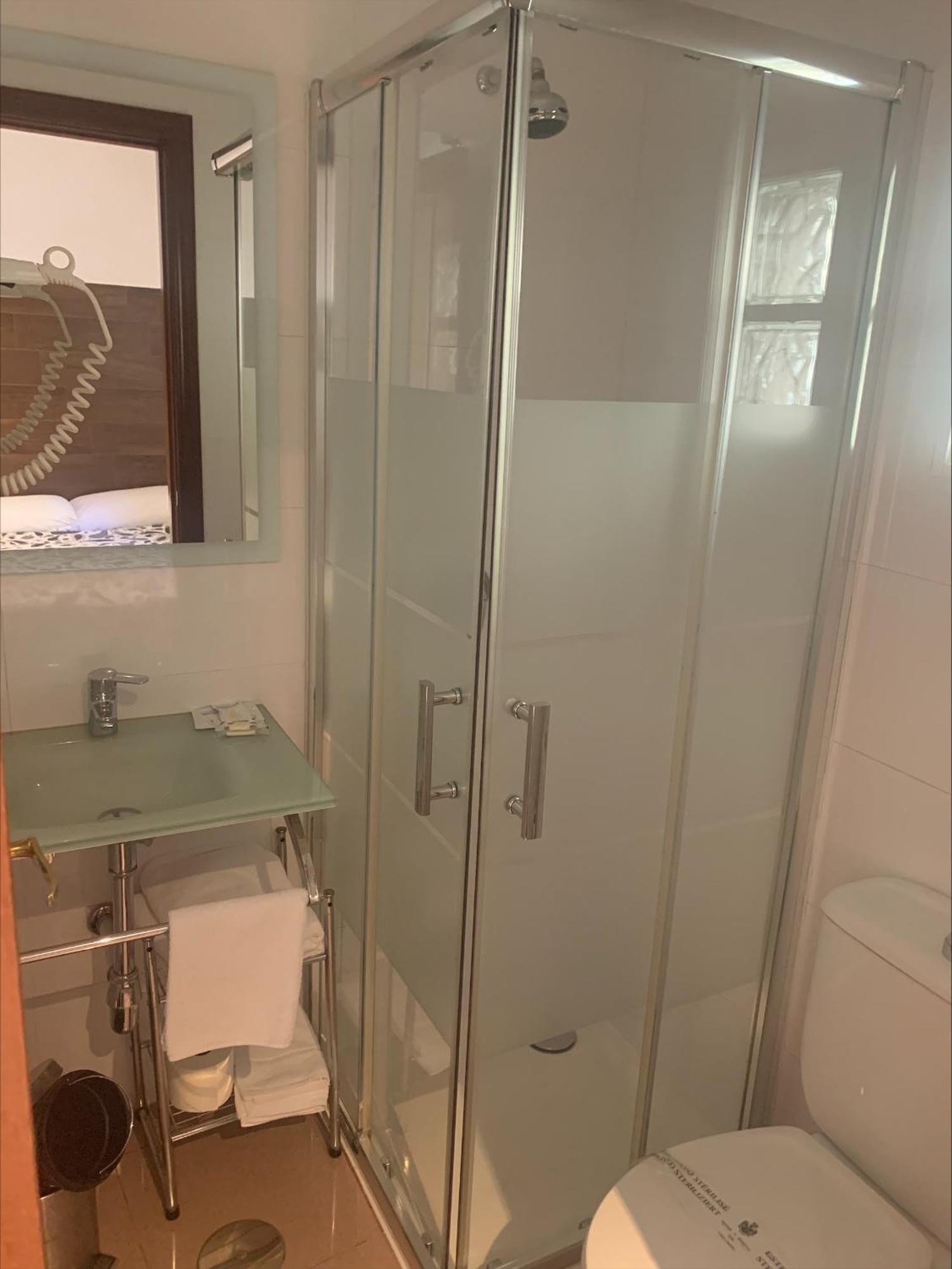 Hostal Sol Toledo Exteriör bild